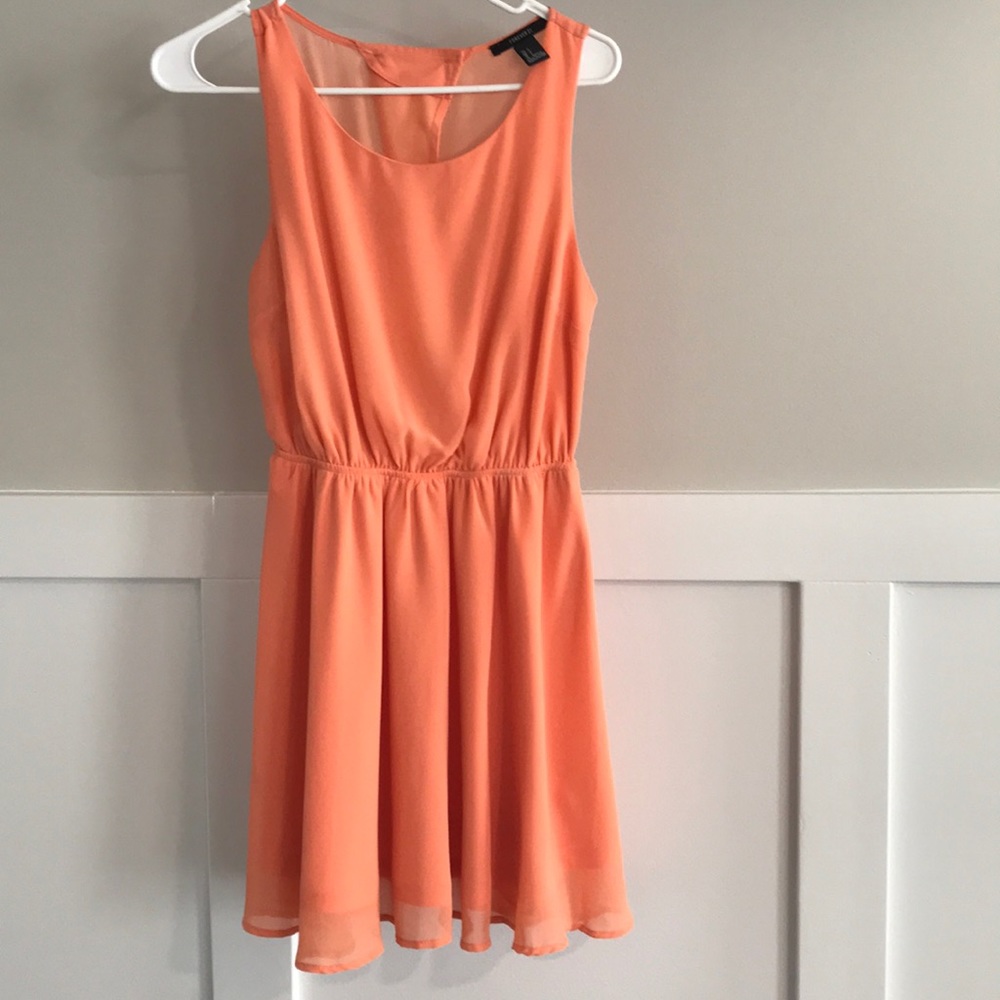 Keyhole back dress